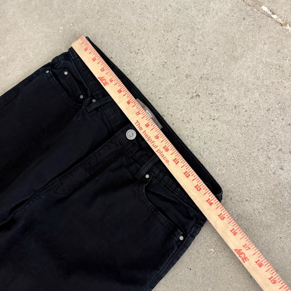 Vintage Y2K Levi’s High Rise Flared Black Pants - Picture 3 of 6